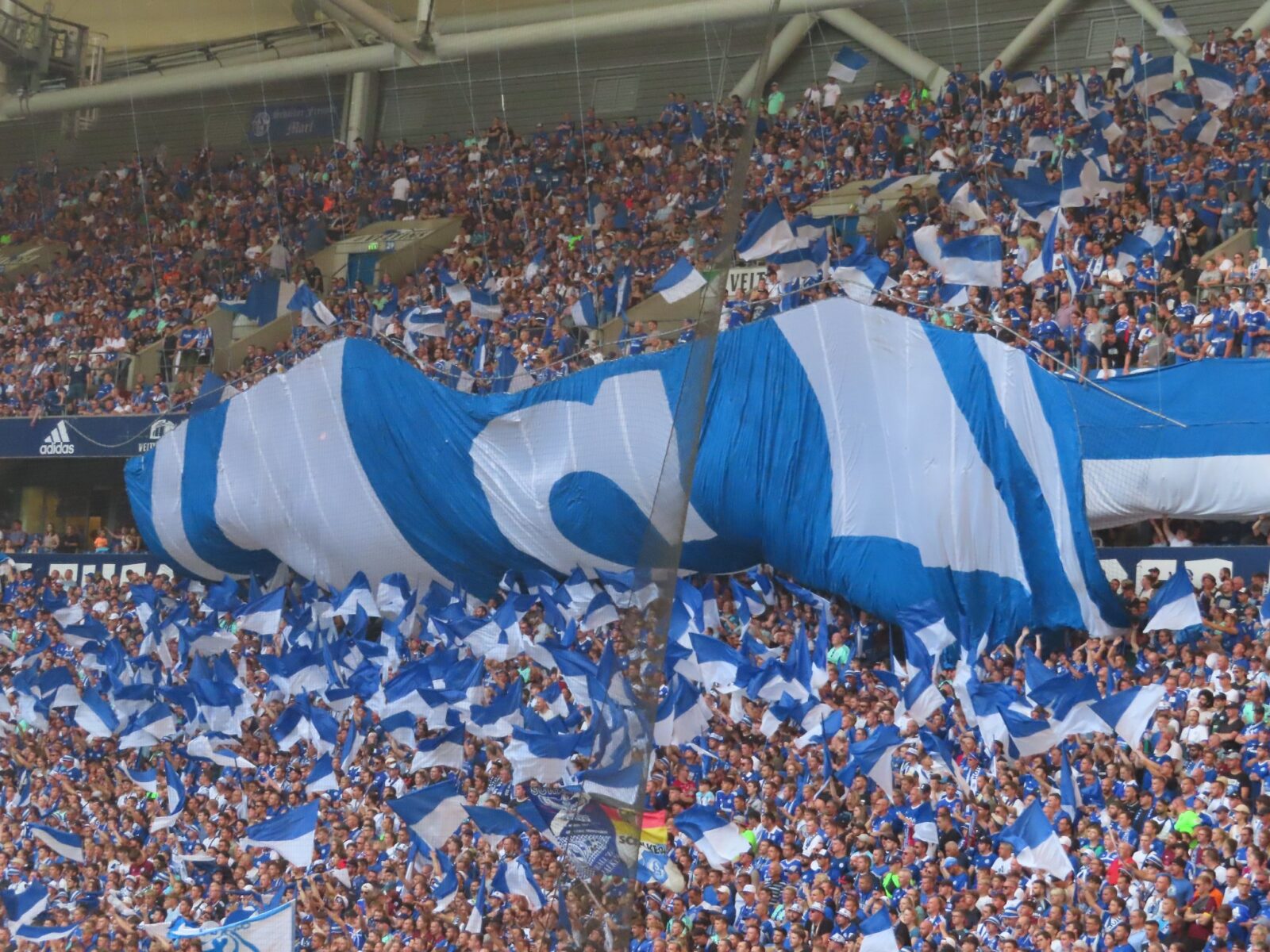 FC Schalke 04 – Borussia Mönchengladbach 2-2 (16)