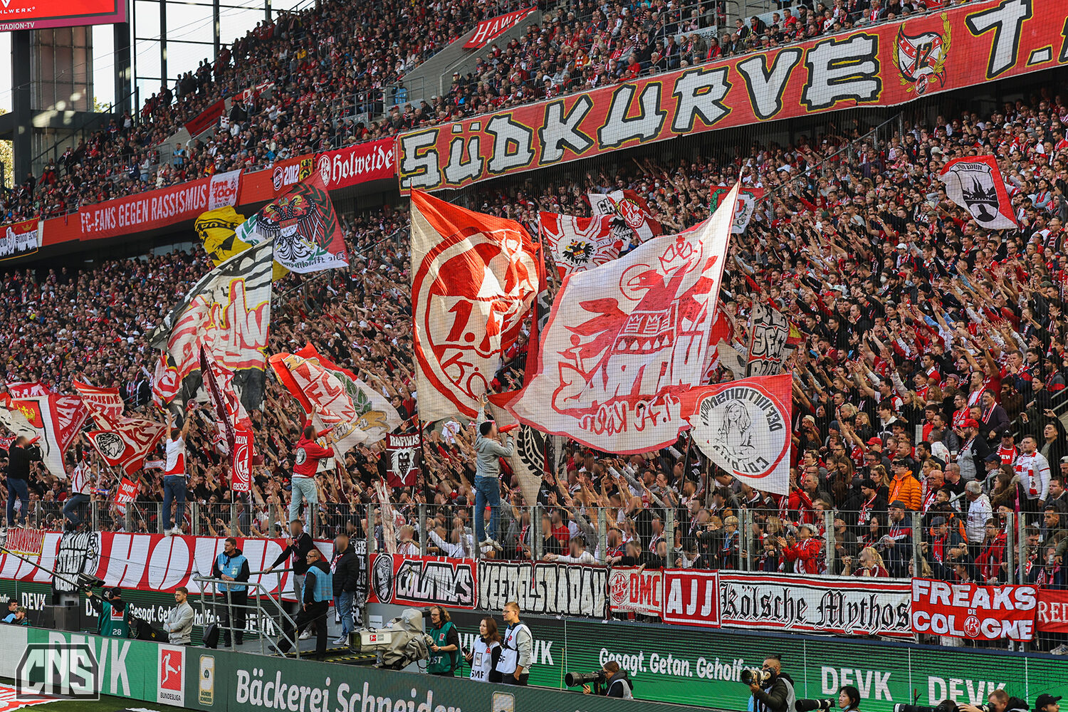 1. FC Köln – Borussia Dortmund 3-2 (17)