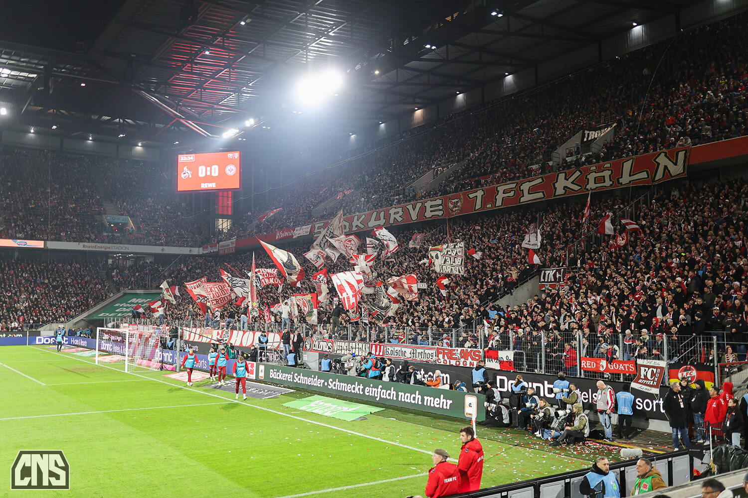 1. FC Köln – Eintracht Frankfurt 2-0 (14)