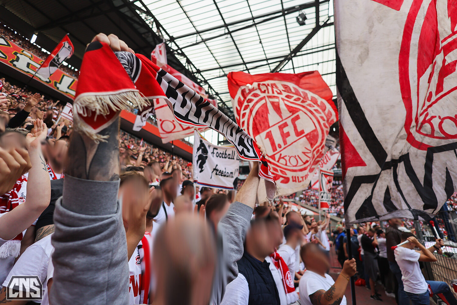 1. FC Köln – VfB Stuttgart 0-2 (61)