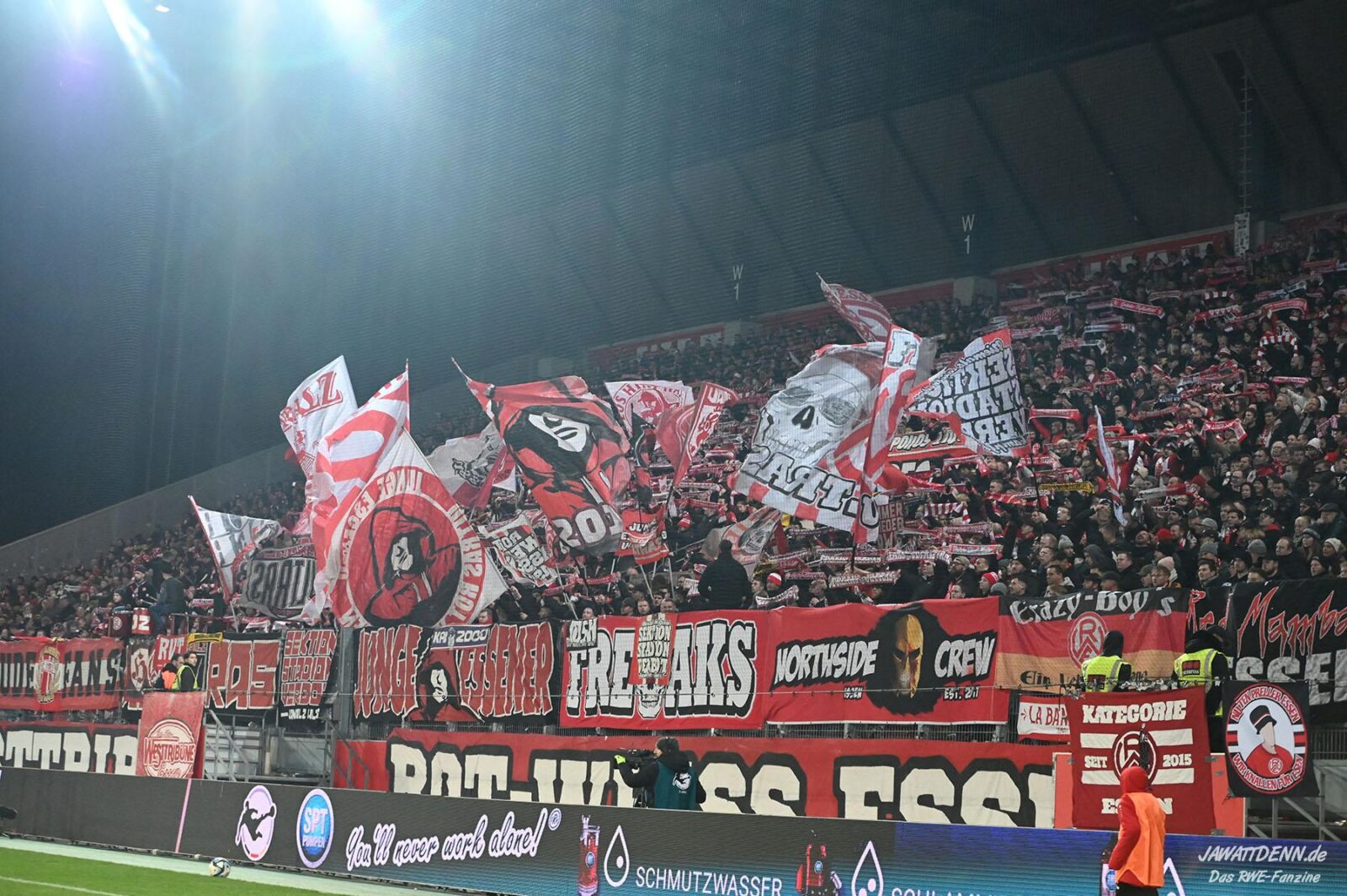Rot-Weiss Essen – VfB Lübeck 1-0 (8)