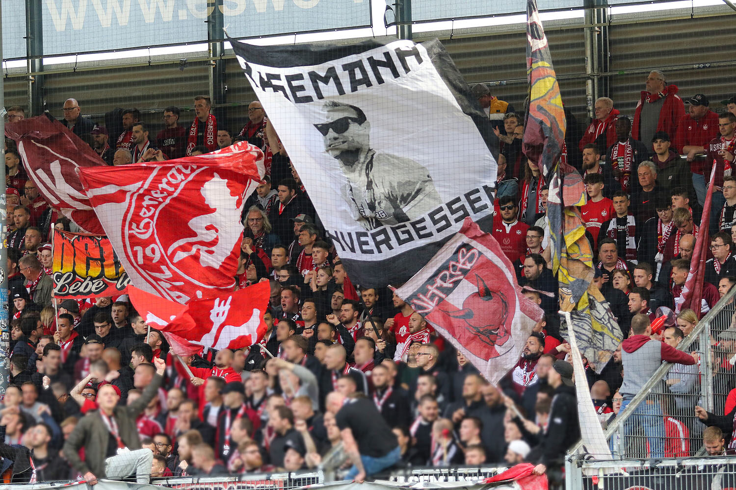 SV Wehen – 1. FC Kaiserslautern 2-1 (11)