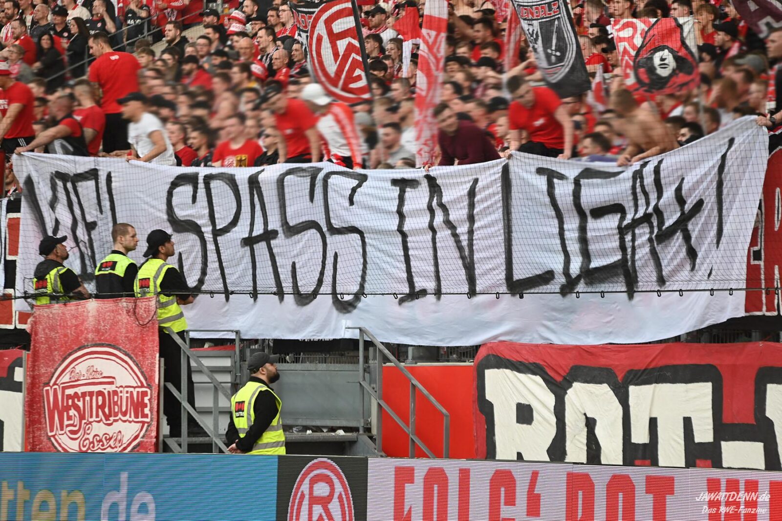 Rot-Weiss Essen – MSV Duisburg 4-1 (6)