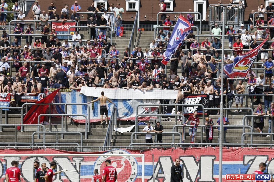Wuppertaler SV – Rot Weiss Ahlen 1-2 (6)