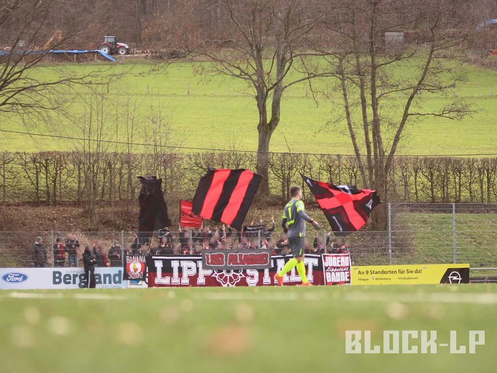 1. FC Kaan-Marienborn – SV Lippstadt 08 3-0 (8)