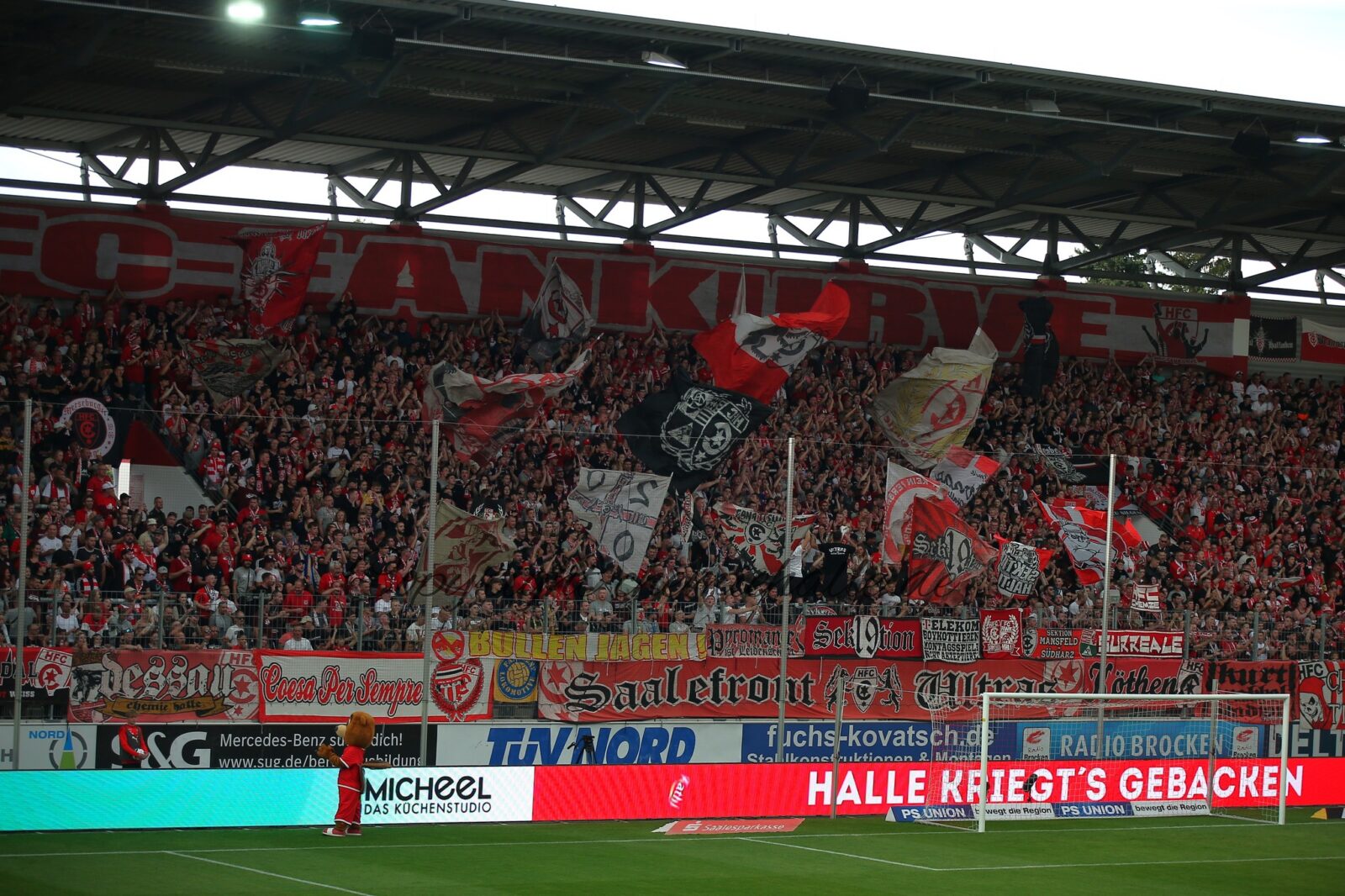 Hallescher FC – Rot-Weiss Essen 2-1 (1)