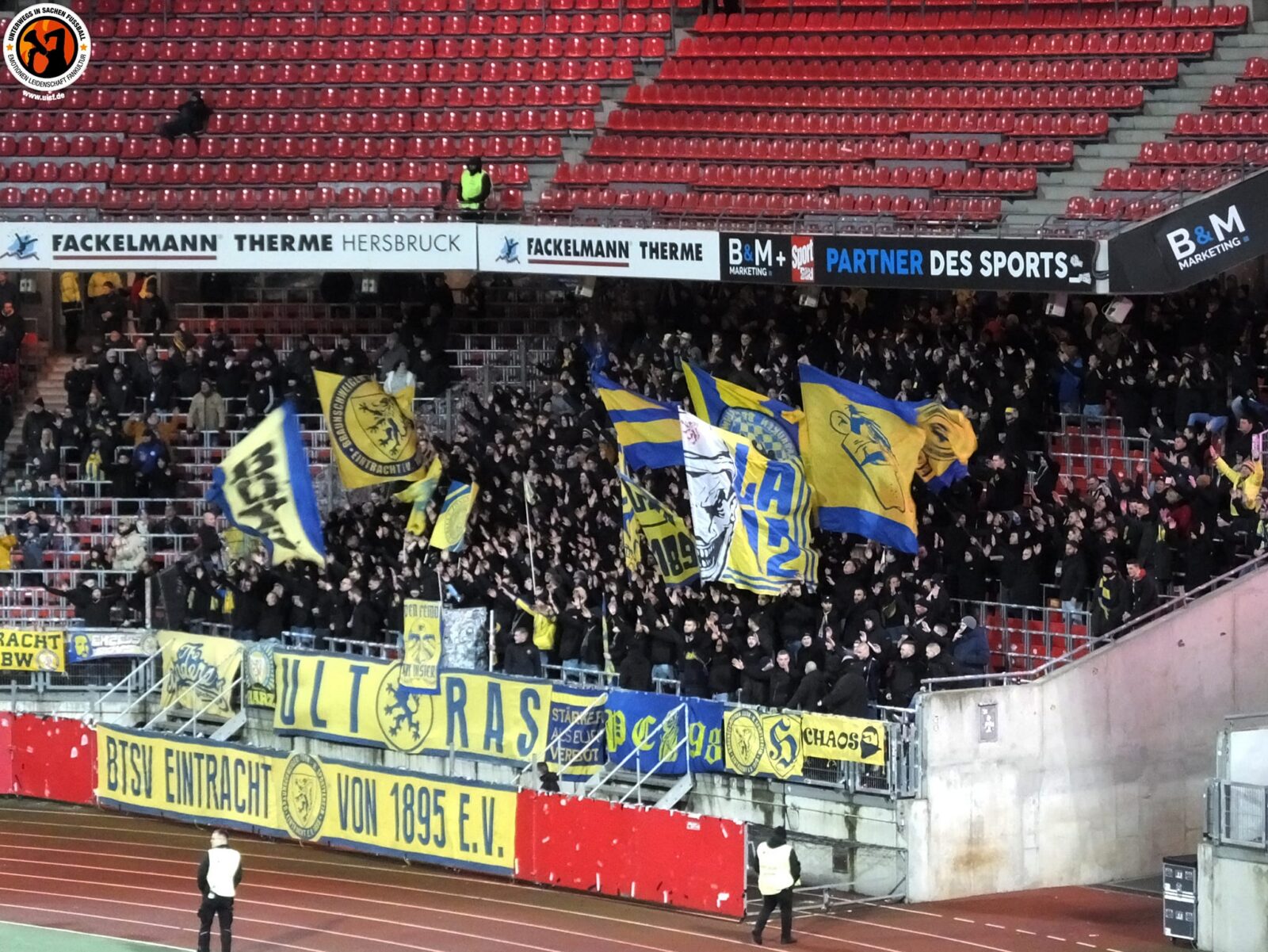 1. FC Nürnberg – Eintracht Braunschweig 2-0 (5)