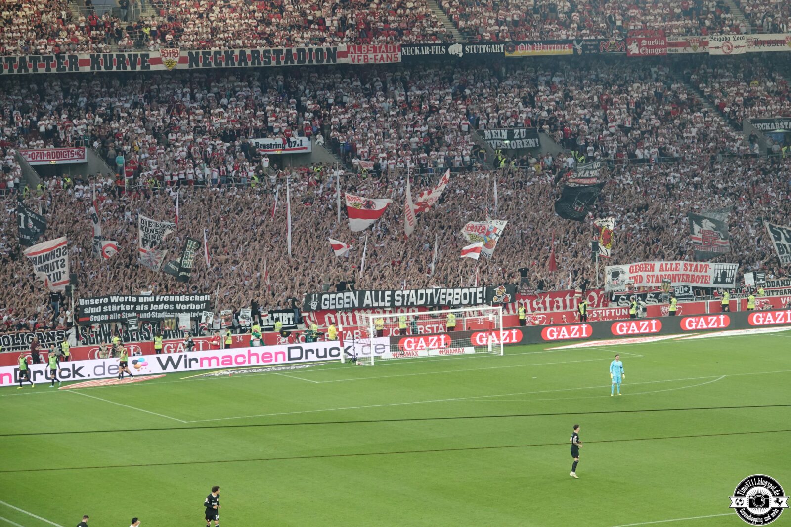 VfB Stuttgart – Eintracht Frankfurt 3-0 (52)