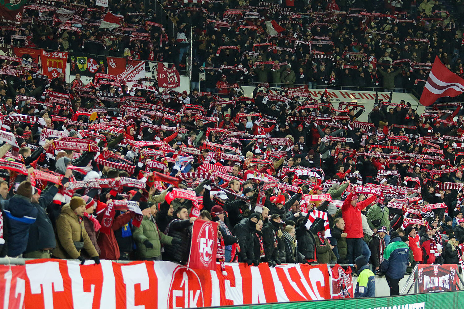 Hannover 96 – 1. FC Kaiserslautern 1-3 (12)