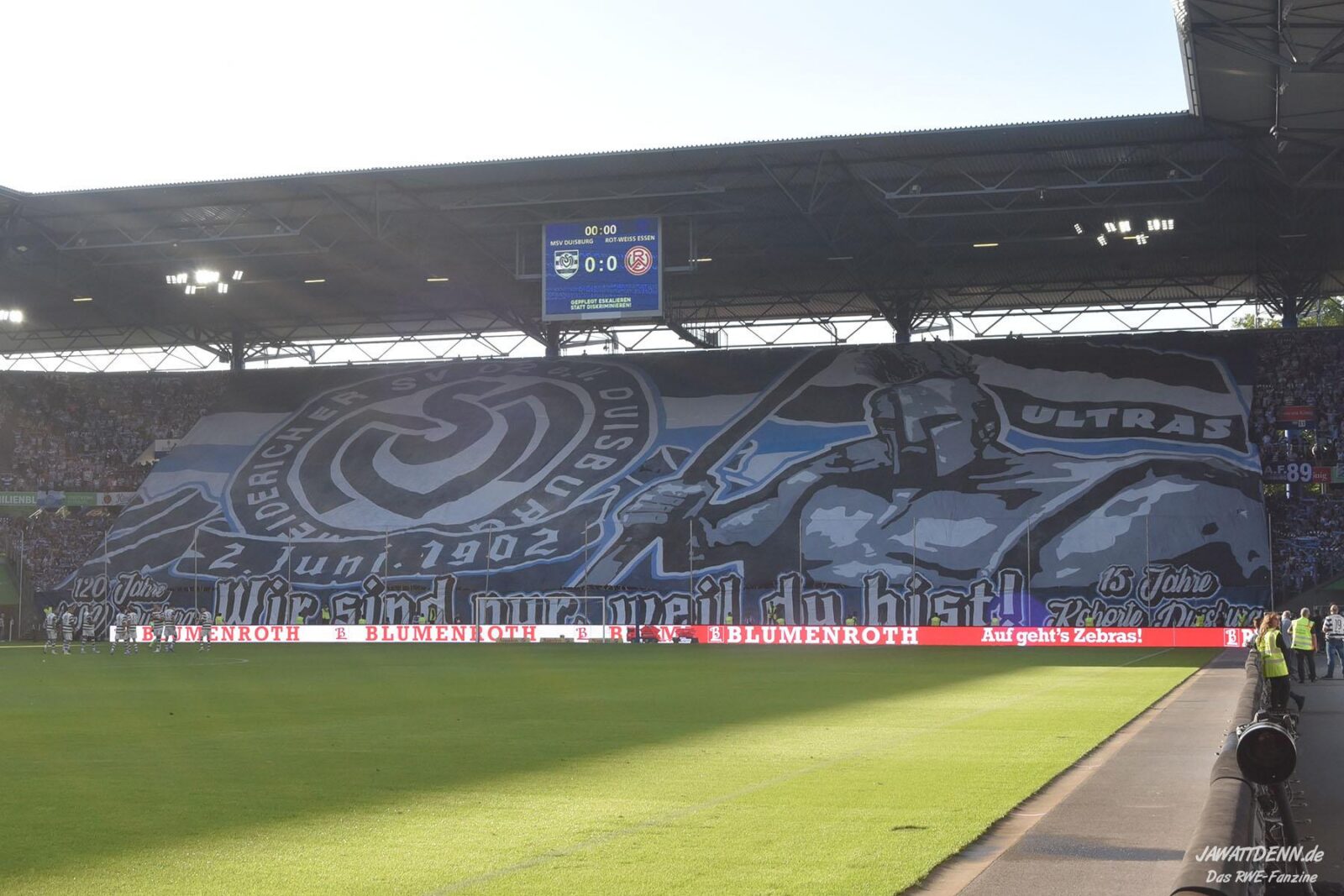 MSV Duisburg – Rot-Weiss Essen 2-2 (1)