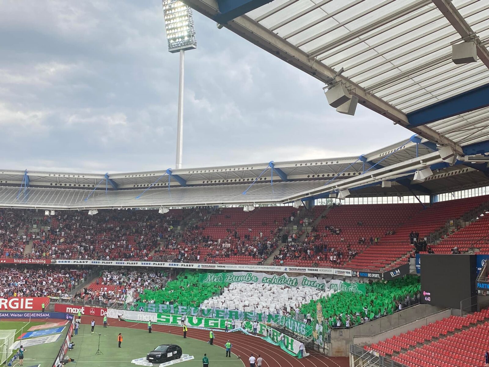 1. FC Nürnberg – SpVgg Fürth 2-0 (22)
