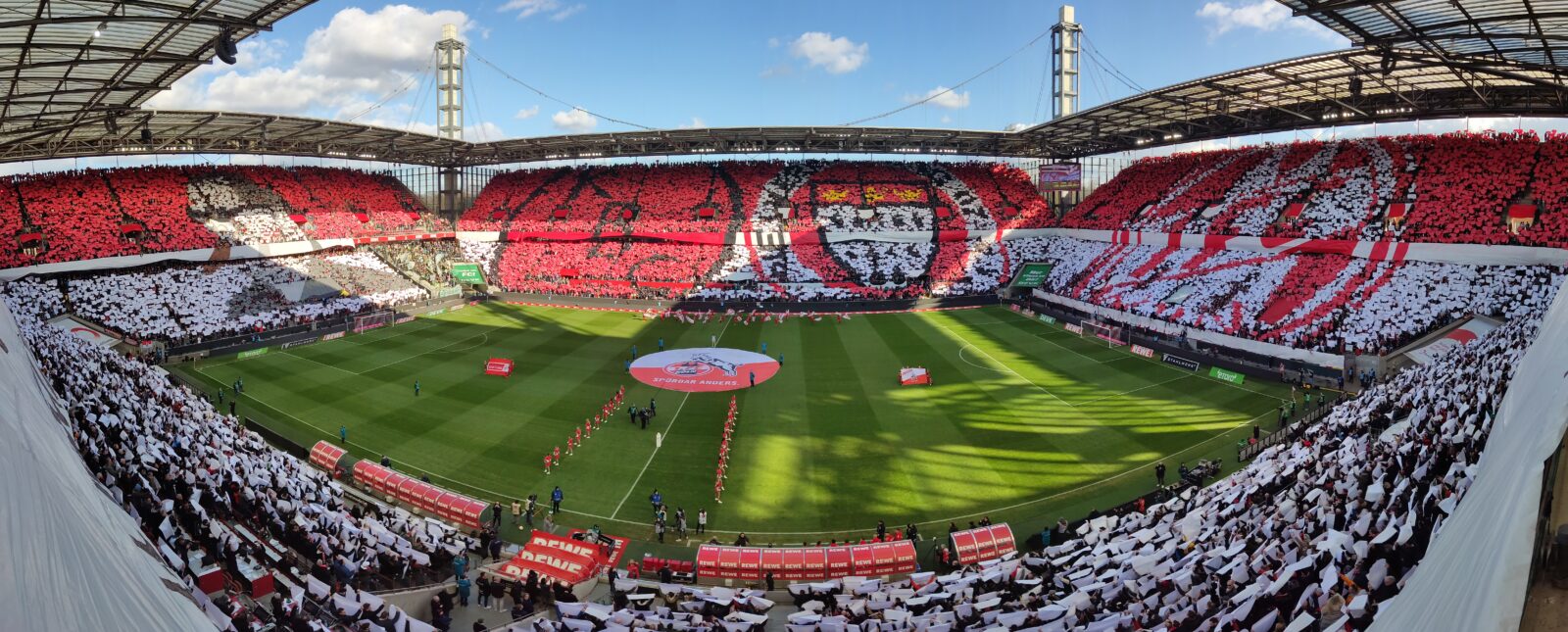 1. FC Köln – VfL Wolfsburg (52)