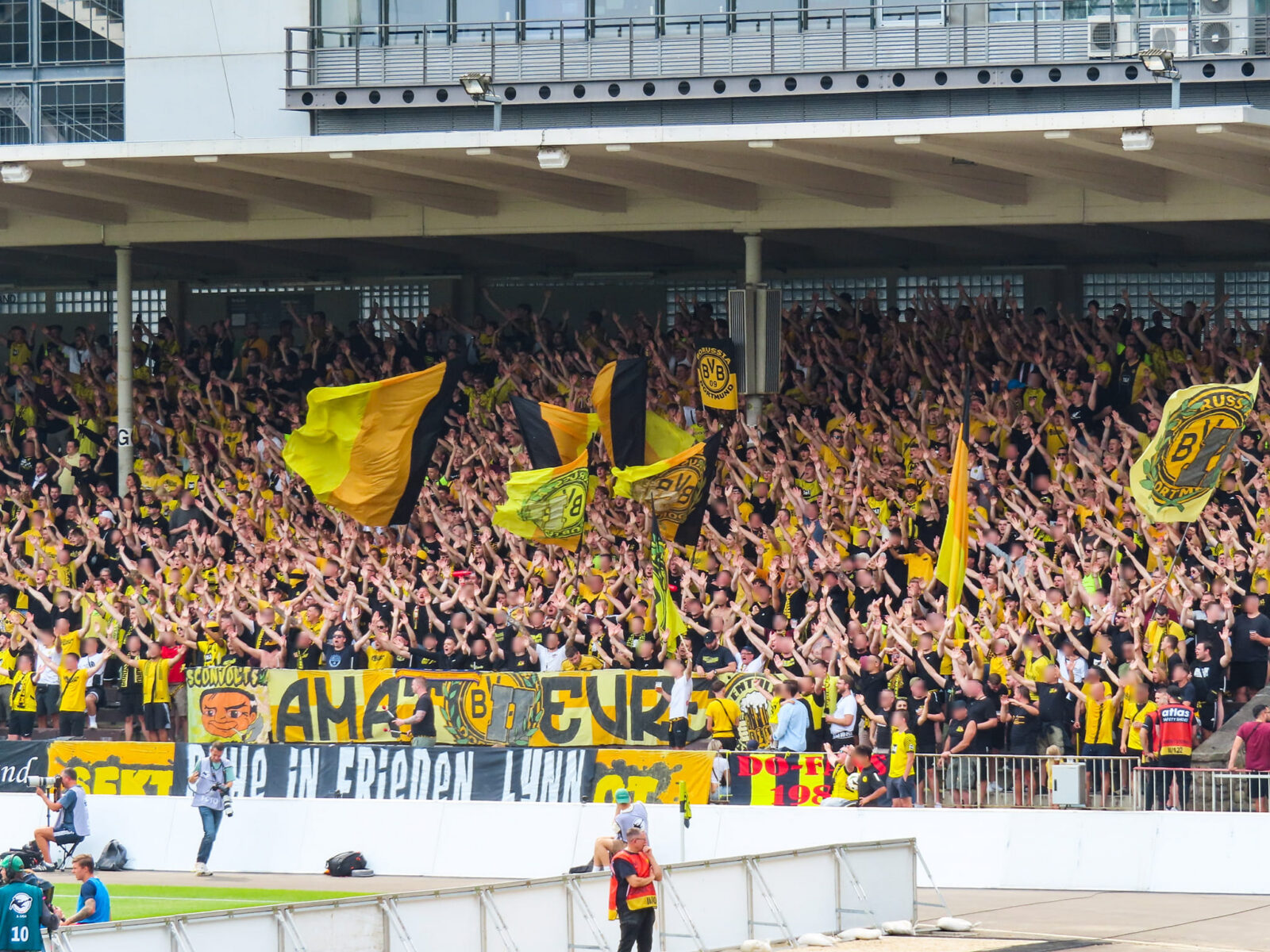 Borussia Dortmund II – SpVgg Unterhaching 3-0 (6)