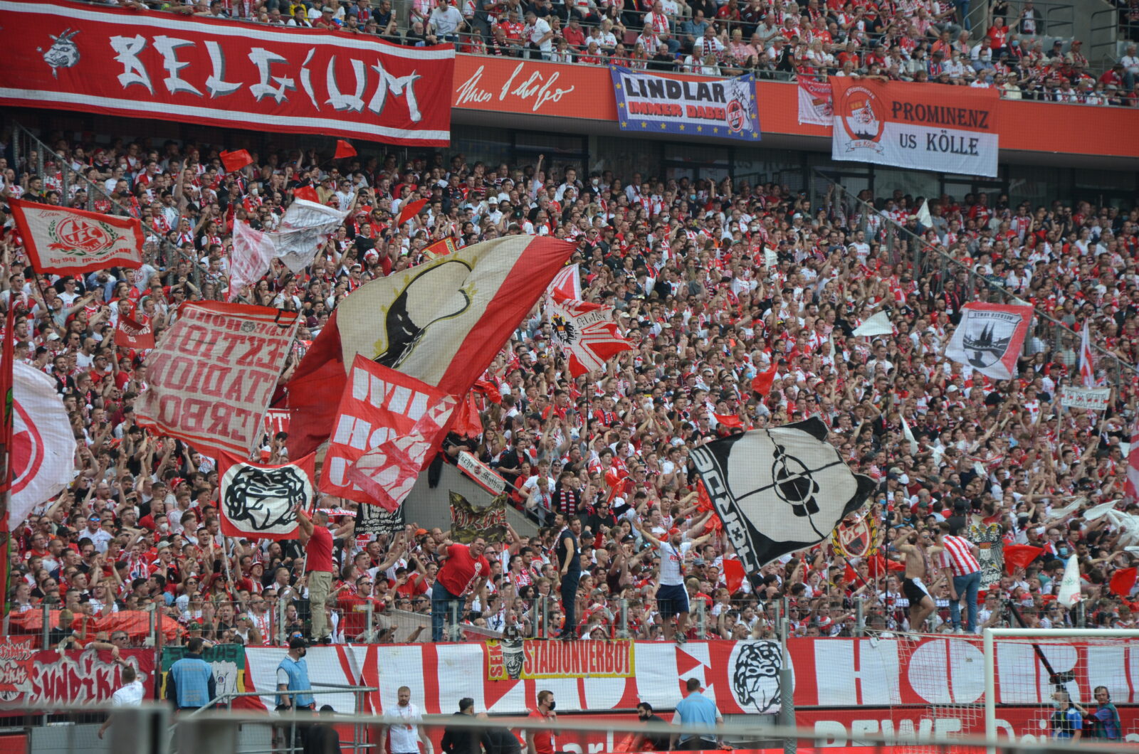 1. FC Köln – VfL Wolfsburg 0-1 (14)