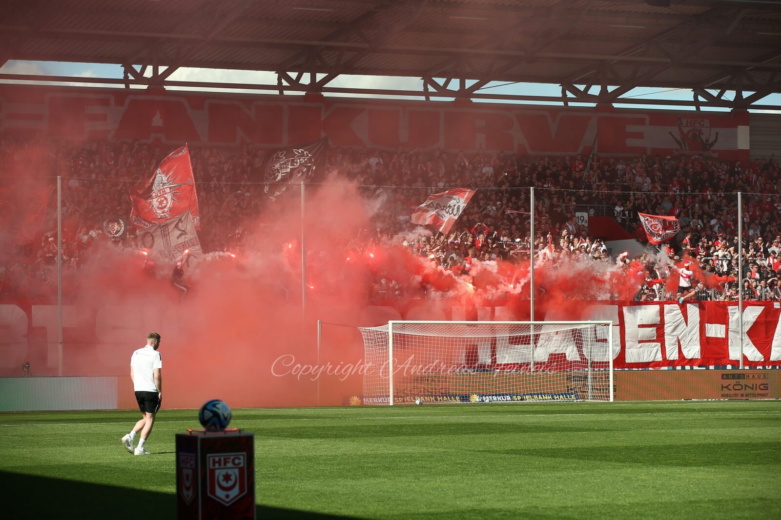 Hallescher FC – SpVgg Unterhaching 0-1 (7)