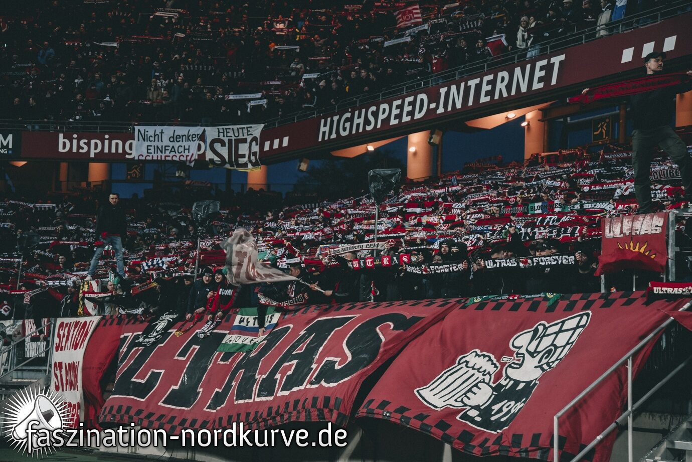 1. FC Nürnberg – Eintracht Braunschweig 2-0 (4)