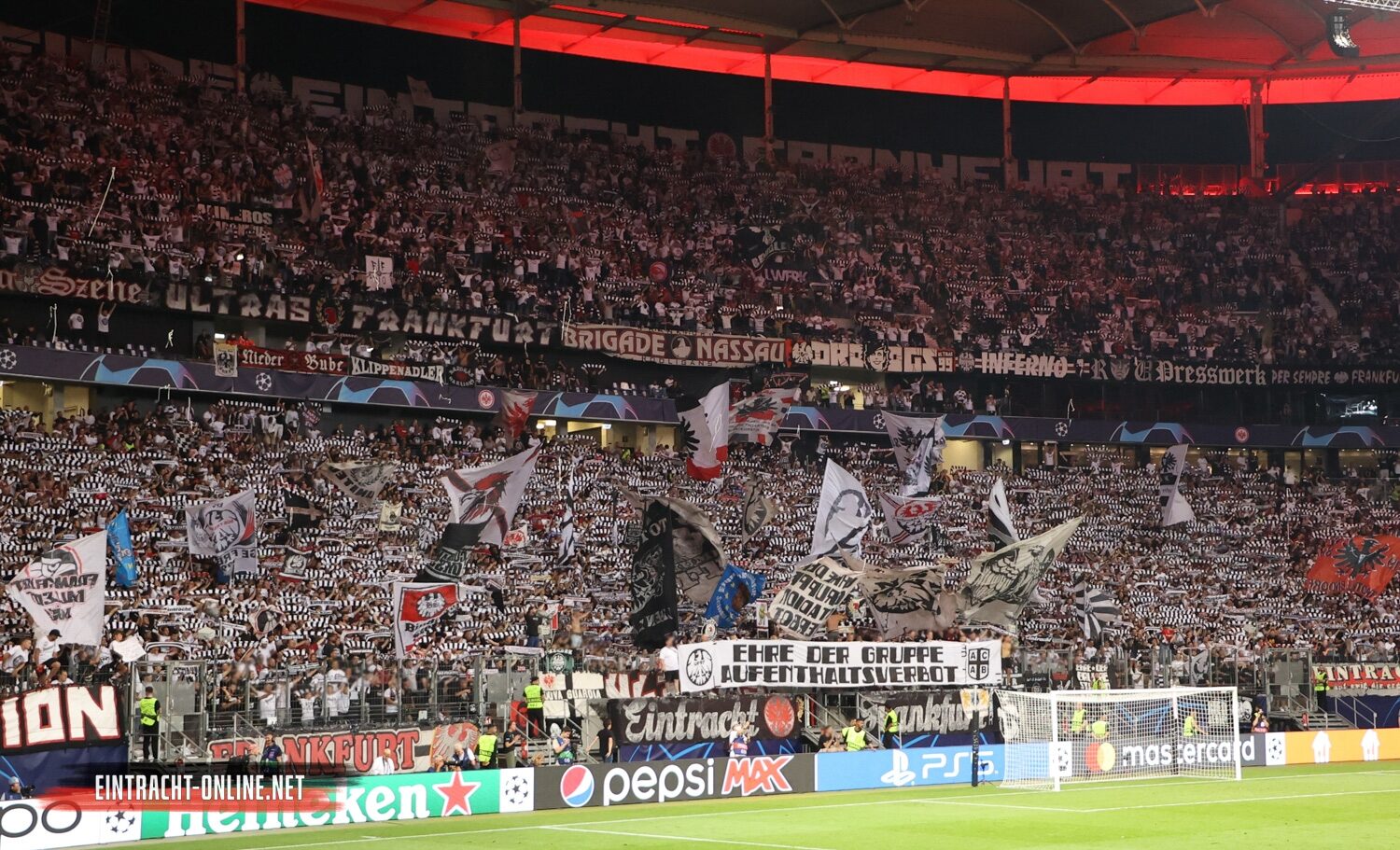 Eintracht Frankfurt – Sporting Clube de Portugal 0-3 (50)