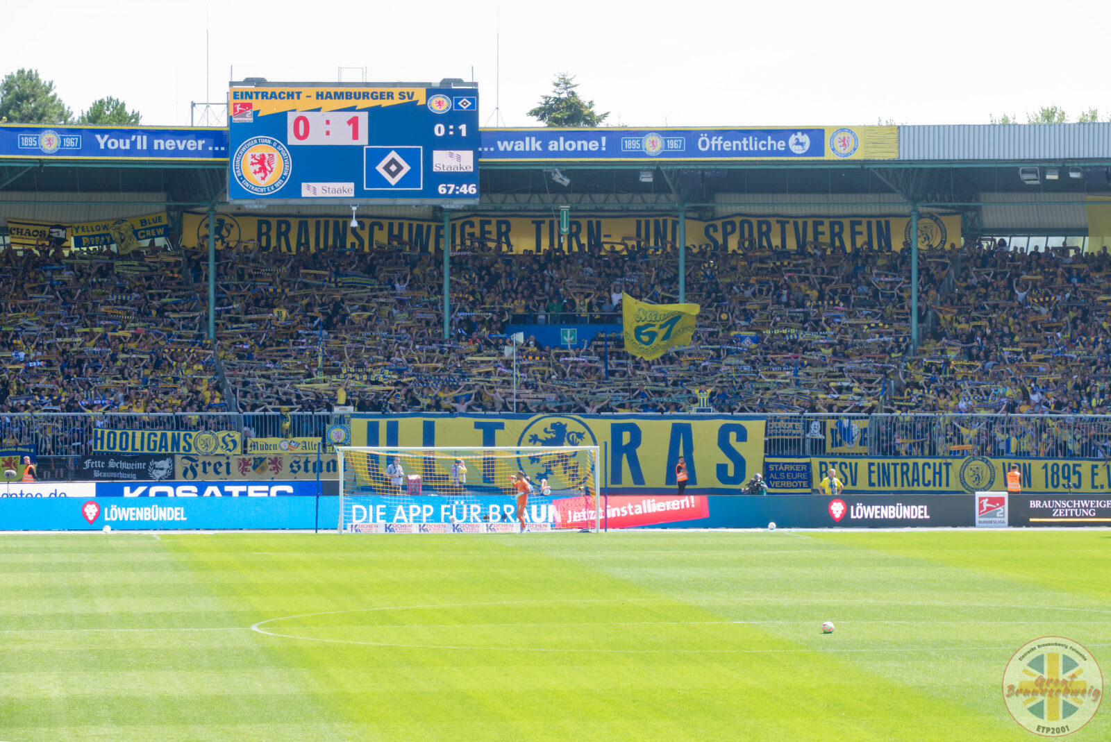 Eintracht Braunschweig – Hamburger SV 0-2 (30)