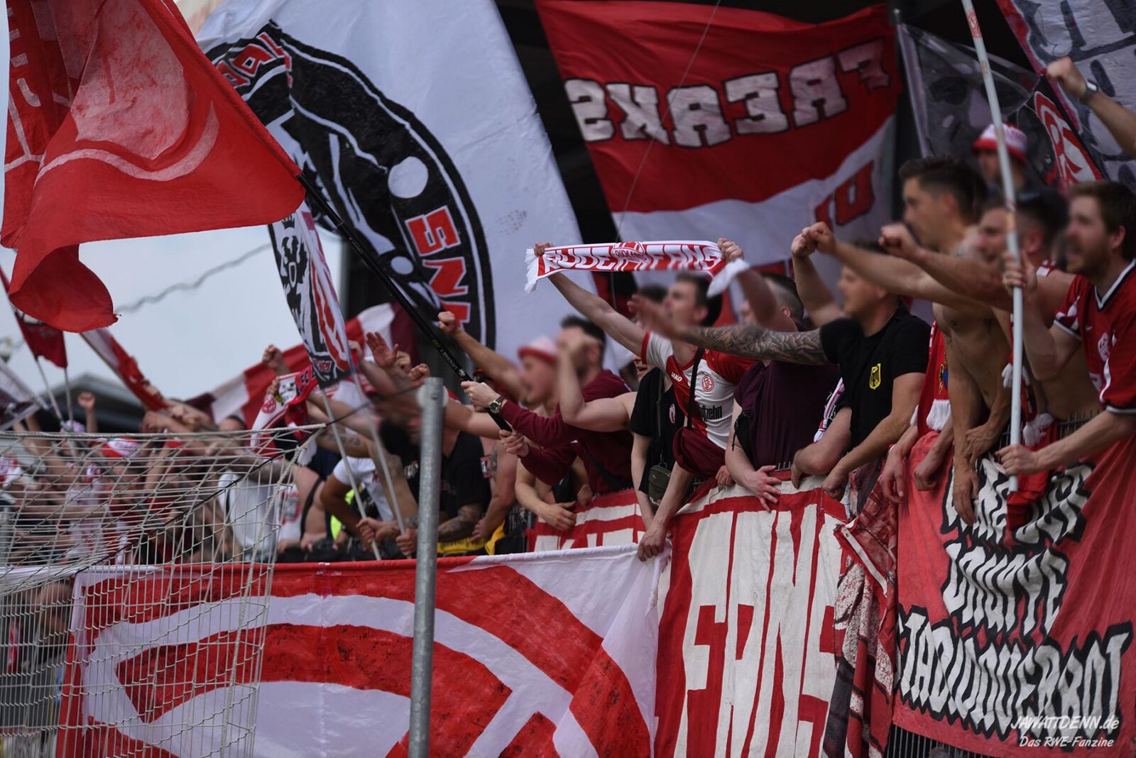 SV Rödinghausen – Rot-Weiss Essen 0-3 (15)