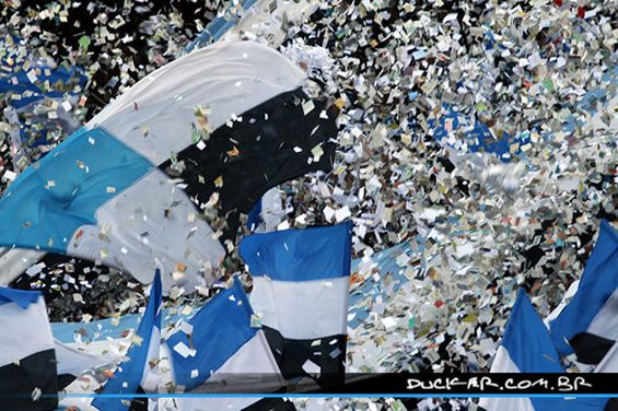 Gremio Porto Alegre vs Internacional Porto Alegre (2-2)