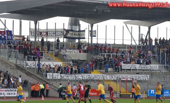 Eintracht Braunschweig vs 1. FC Heidenheim 1846 (4-0) (2)