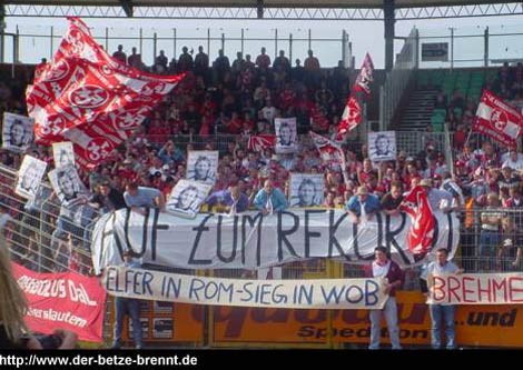 VfL Wolfsburg vs 1. FC Kaiserslautern (2-0) (6)