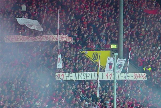 1. FC Kaiserslautern vs FC Bayern München (0-2) (2)