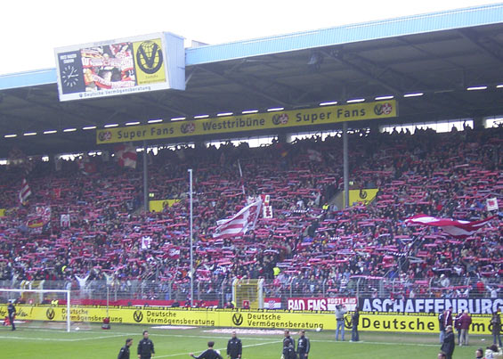 1. FC Kaiserslautern vs VfB Stuttgart (1-0) (3)