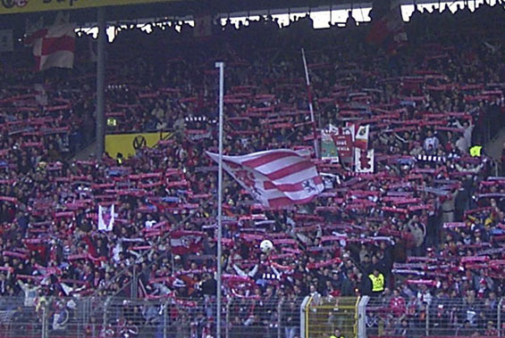 1. FC Kaiserslautern vs VfB Stuttgart (1-0) (4)