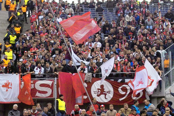Hannover 96 vs 1. FC Kaiserslautern (0-1) (4)