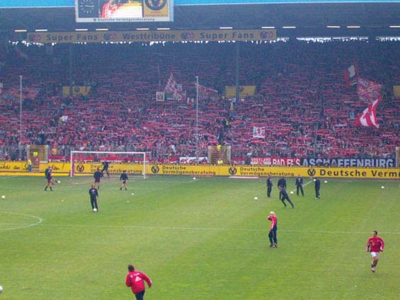 1. FC Kaiserslautern vs FC Bayern München (0-2) (1)