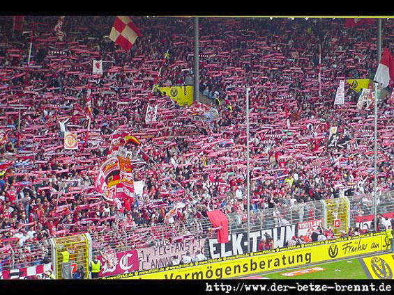 1. FC Kaiserslautern vs Borussia Dortmund (1-1)