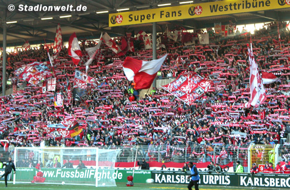 1. FC Kaiserslautern vs Borussia Dortmund (1-0) (2)