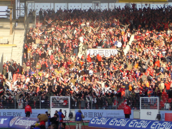 VfB Stuttgart vs 1. FC Kaiserslautern (1-1) (4)