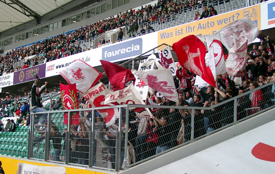 VfL Wolfsburg vs 1. FC Kaiserslautern (2-1) (1)