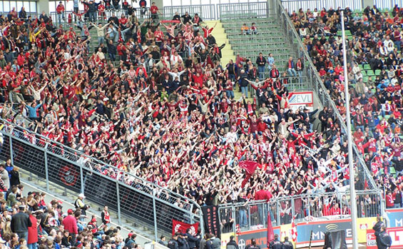 Bayer 04 Leverkusen vs 1. FC Kaiserslautern (5-1) (2)