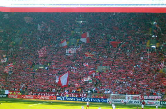 1. FC Kaiserslautern vs FC Bayern München (1-1) (1)