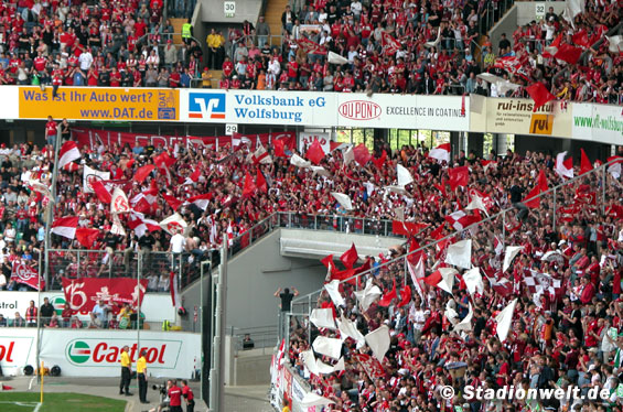 VfL Wolfsburg vs 1. FC Kaiserslautern (2-2) (5)