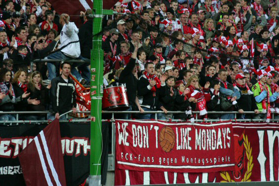 1. FC Kaiserslautern vs TSV 1860 München (2-1) (10)
