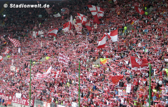 1. FC Kaiserslautern vs SC Paderborn (2-0) (2)