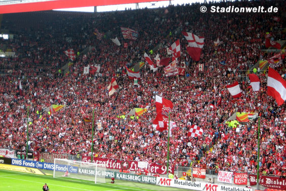 1. FC Kaiserslautern vs SC Paderborn (2-0) (3)
