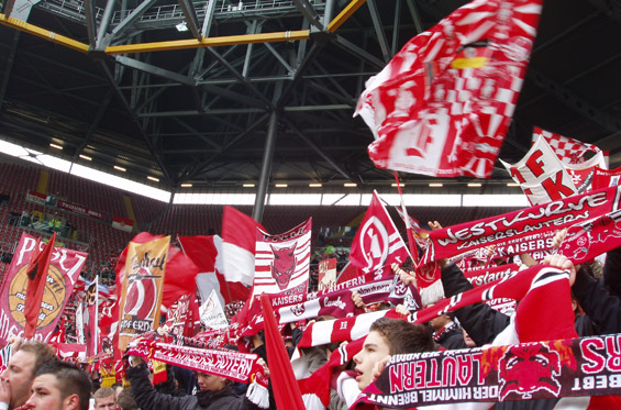 1. FC Kaiserslautern vs FC Erzgebirge Aue (2-0) (15)