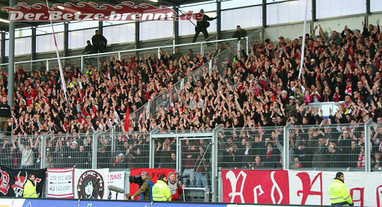 SV Wehen Wiesbaden vs 1. FC Kaiserslautern (0-2) (14)