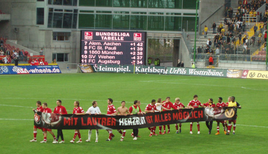 1. FC Kaiserslautern vs TSV Alemannia Aachen (2-1) (9)