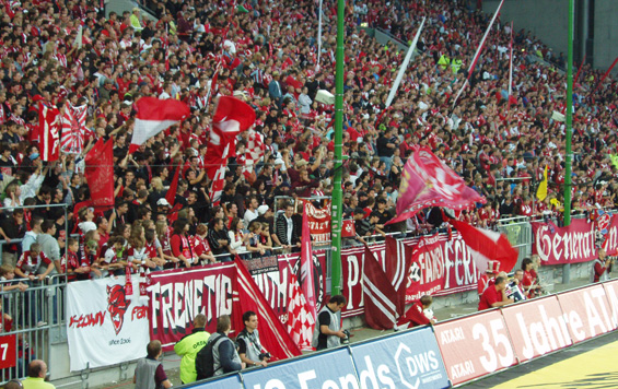 1. FC Kaiserslautern vs SC Paderborn (0-0) (13)