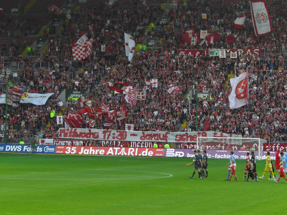 1. FC Kaiserslautern vs SV Wehen Wiesbaden (0-2) (9)
