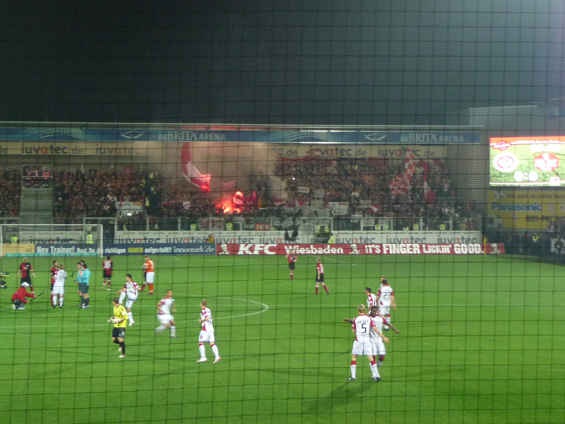 SV Wehen Wiesbaden vs 1. FC Kaiserslautern (4-2) (2)