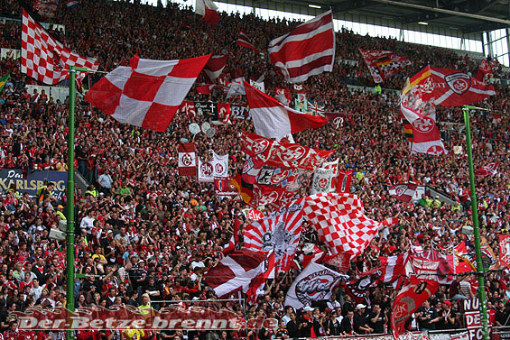 1. FC Kaiserslautern vs SV Wehen Wiesbaden (1-0) (3)