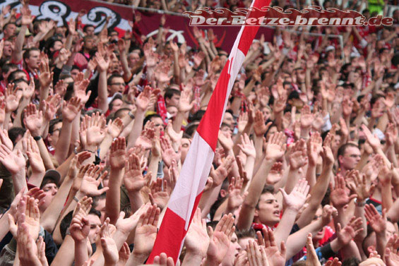 1. FC Kaiserslautern vs SV Wehen Wiesbaden (1-0) (6)