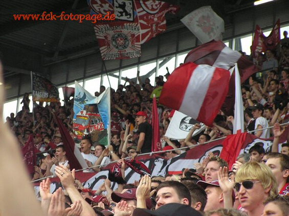 1. FC Kaiserslautern vs SV Wehen Wiesbaden (1-0) (13)